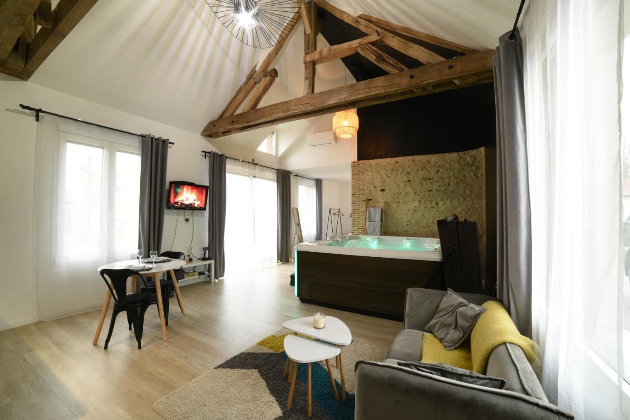 Eaudyssee Maison Avec Spa Privee - Loiret Ladon Bagian luar foto