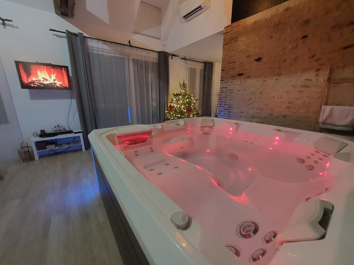 Eaudyssee Maison Avec Spa Privee - Loiret Ladon Bagian luar foto